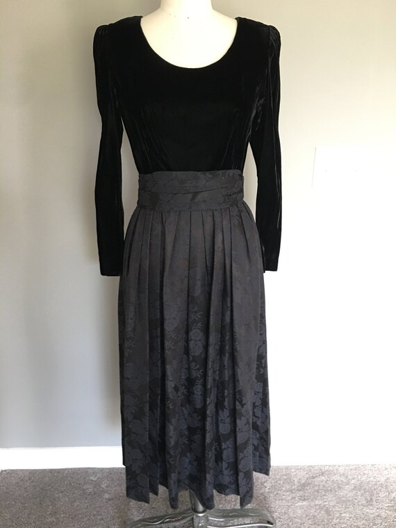 1980s Vintage Lanz Little Black Dress. Luxurious Black Velvet - Etsy