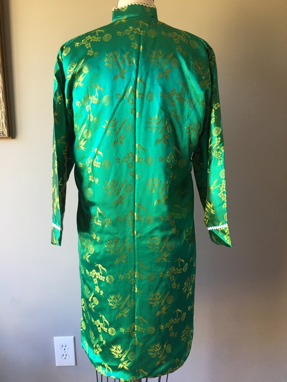 1960s vintage Asian inspired robe. Vibrant green … - image 8