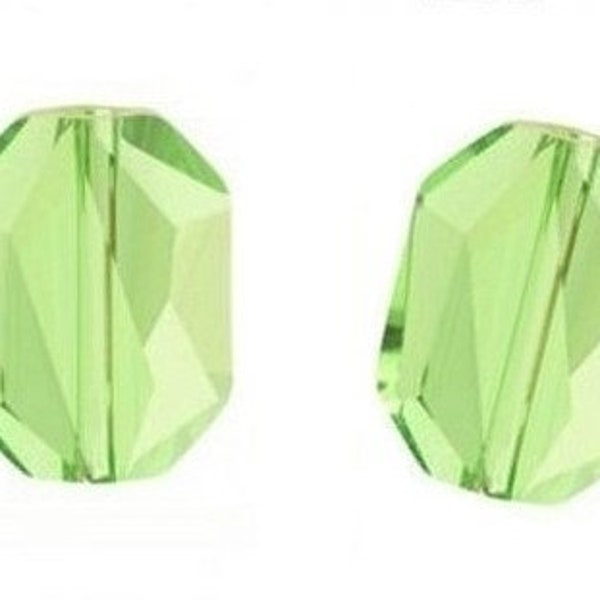 Clearance - 2 Swarovski crystal 12mm Graphic Style 5520 Beads Octagon Beads Crystal Peridot Green August Birthstone 2 pieces