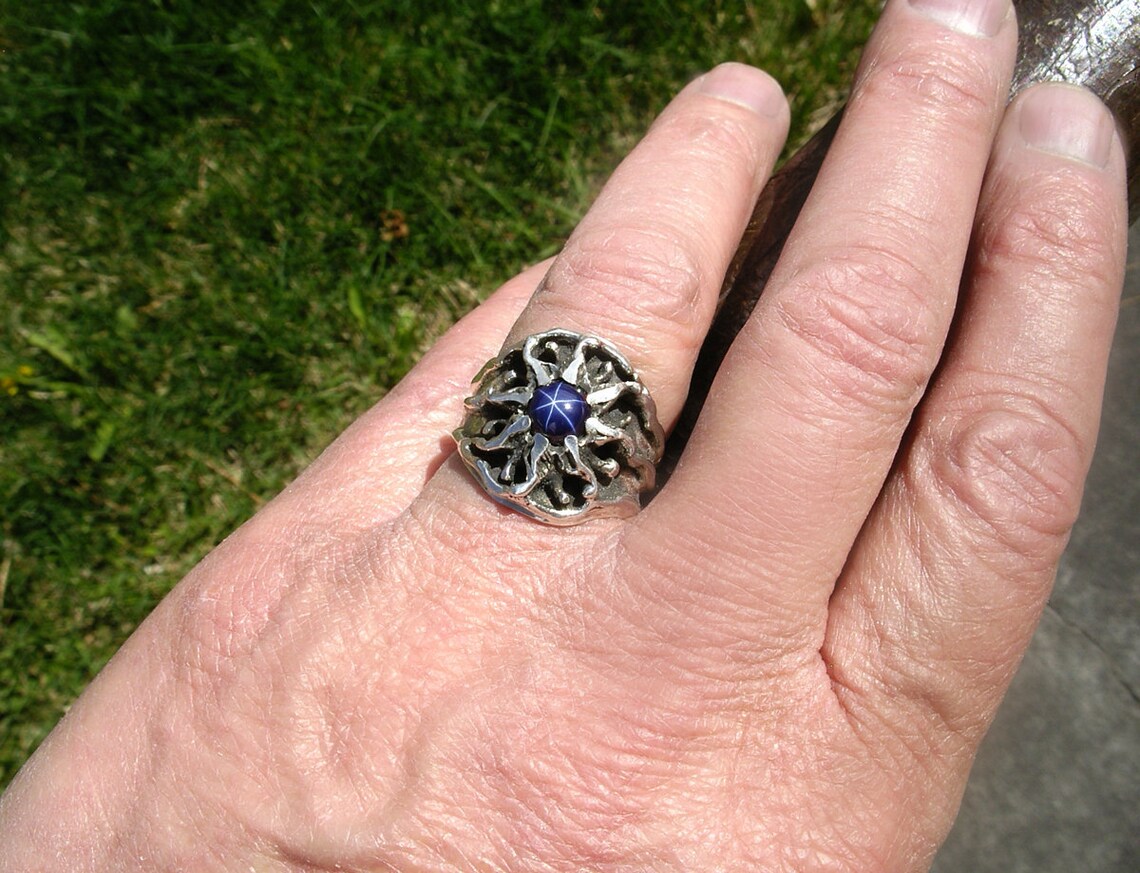 Vintage Design Sterling Silver Mens Sunburst Ring With a Star Sapphire ...