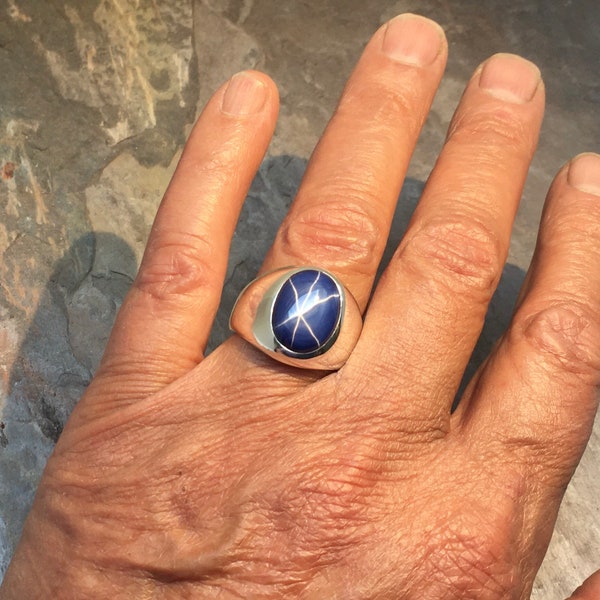 Mens Stunning Sterling Silver Oval Blue Star Sapphire Ring