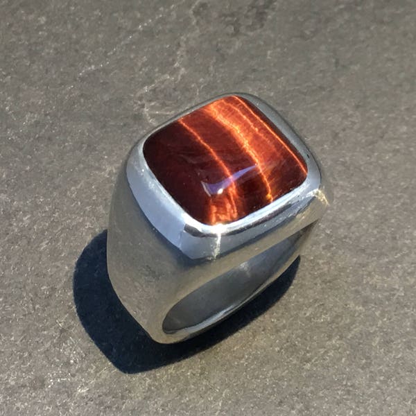 Mens  Heavy Solid Sterling Silver Red Tiger's Eye Ring