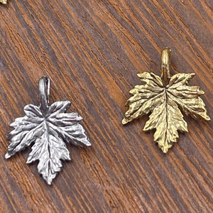 Maple Leaf Leaf Charm, Pewter Maple Leaf Charm,  Fall Charm, Autumn, Antique Gold Plated, Antique Silver Plated, Add A Charm,Pewter, 1 Piece