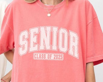Camiseta Senior 2027, Camiseta Comfort Color Senior 2026, Camiseta personalizada Senior, Camiseta Retro Senior, Camiseta para estudiantes de último año de secundaria, Camiseta Clase de 2025, Regalo de graduación