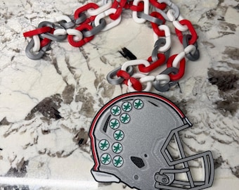 Halsband med Ohio State Buckeyes-inspirerad hjälmhype | 3D-tryckt fotbollssupporterkedja | Buckeye Leaves-hjälm | Utrustning för matchdagsfans