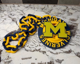 Michigan Wolverines 3D-tryckt spinnerkedja | Block M majs- och blått hänge