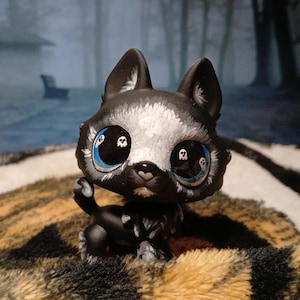 Littlest Pet Shop Custom Ghost Husky Sorrow
