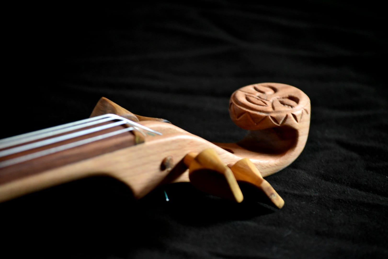 Medieval fiddle - Etsy 日本