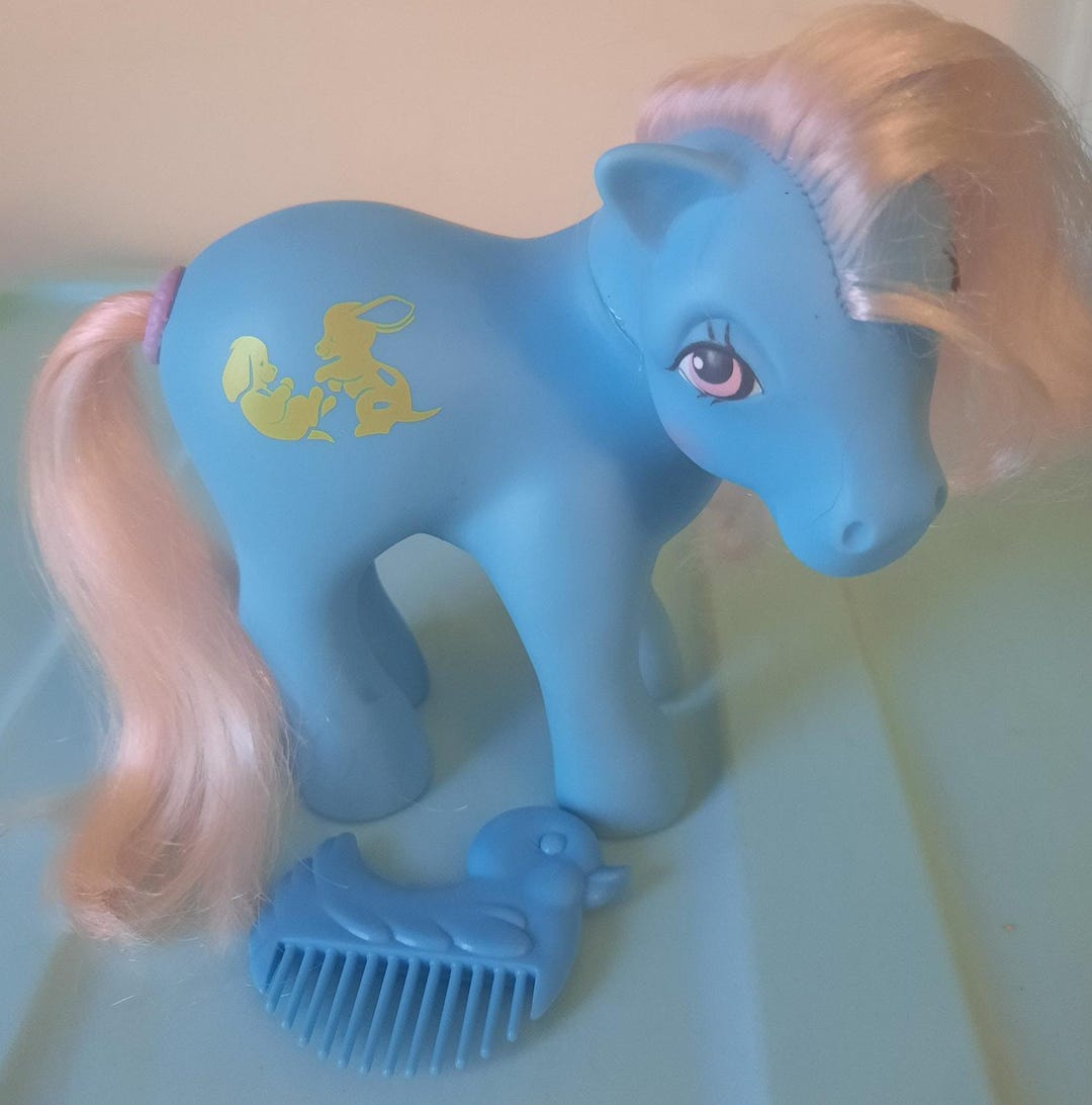 Mlp Using Comb Vintage G1 My Little Pony Squeezer Happy Tails With Comb NM Hasbro MLP ...