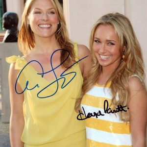 Ali Larter / Hayden Panettiere In Person Signed Photo –