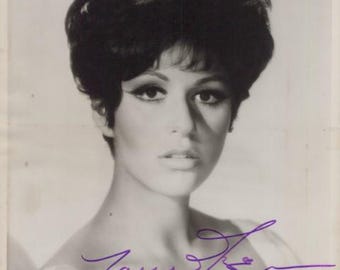 Foto firmada por Lainie Kazan –