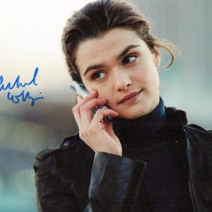 Rachel Weisz In Person Signed Photo - RUNAWAY JURY