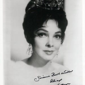 Kathryn Grayson (1922-2010) Signed Photo -