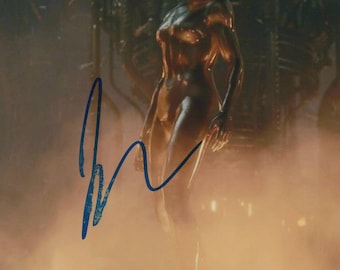 Foto autografata di persona da Julia Gardner - I FANTASTICI QUATTRO