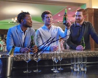 Zach Efron In Person Signed Photo - RICKY STANICKI