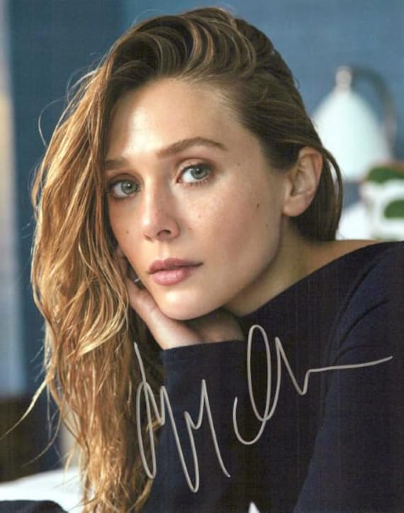 ⭐︎Elizabeth Olsen⭐︎23枚限定 Exquisite Elizabeth Olsen in Person Signed Photo – - Etsy