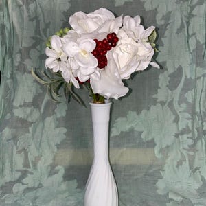 9&quot; Hoosier White Milk Glass Bud Vase