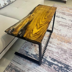 C-förmiger Sofa-Beistelltisch, funktionaler Tisch für Wohnzimmer, Couchtisch aus Holz, minimalistisches Design, Laptop C-Tisch, Getränketisch klein
