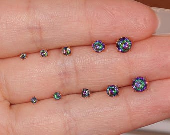 Oorknopjes met titanium regenboogkleurige zirkoon • Oorbellen met platte achterkant • Helixoorbel • Tragusoorbel • Kraakbeenoorbel Neusring Cadeau voor haar