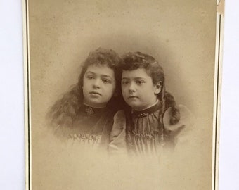 Antique Photo Cabinet Card Young Sisters Sausage Curls Long Hair 1896-98 Fremont Ohio