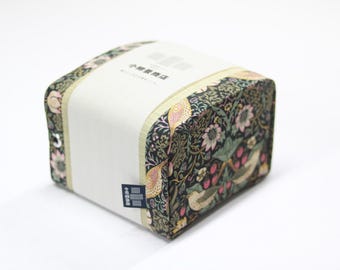Tatami Seiza Cushion: William Morris Fabric Japanese Meditation Pillow