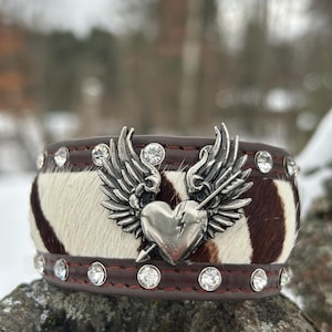 Western Cowhide Leather Bling Bracelet, Heart With Wings Bracelet,Adjustable Snap Cuff