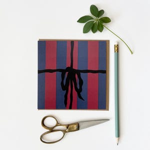 Biglietto di auguri per feste / Invito per feste / Regalo di compleanno / Biglietto per lui / Nota di ringraziamento / Fiocco blu bordeaux / Strisce / Interno vuoto