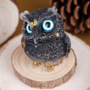 Crystal Chip Owl Statue: Healing Stone Home Decor