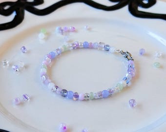 Pastel Glass Bead Bracelet: Lavender, Mint & Crystal Jewelry