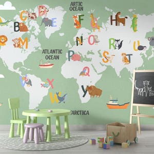 Papier peint carte du monde alphabet dans les tons verts, papier peint pour chambre de fille, papier peint carte déco chambre d'enfant, papier peint pour chambre d'enfant, décoration murale pour chambre d'enfant