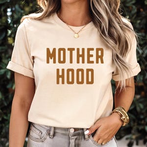 Comfort Colors, Mother Hood Shirt, Oversized Graphic Mom T-shirt, Motherhood T Shirt, Cool Mom Club,  Trendy Mama Tshirt, Mom Life Tee
