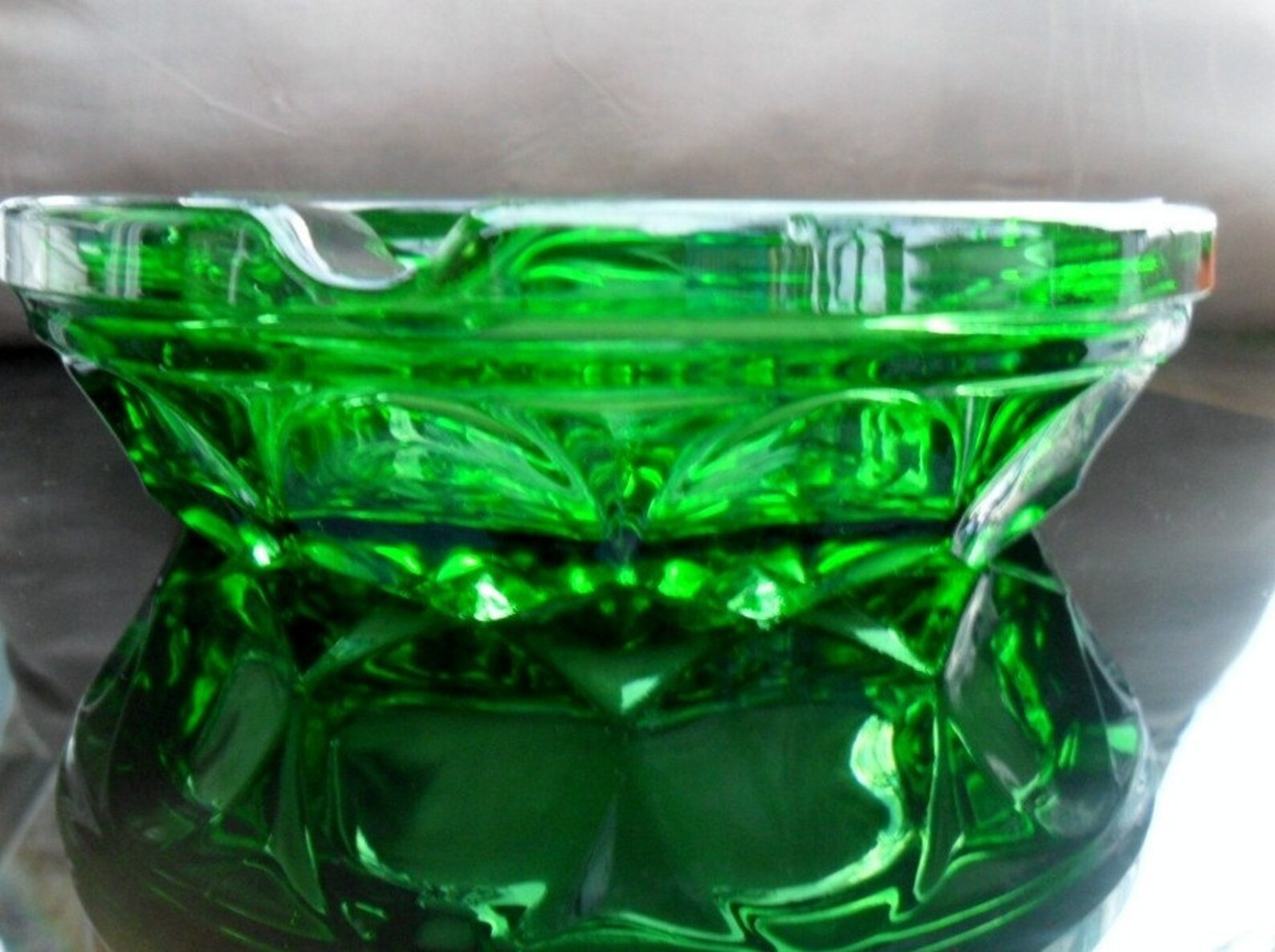 Antique Forest Green Glass Ashtray 1940s Etsy