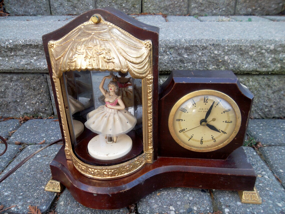 Vintage United Clock Corporation Ballerina Light/Musical Clock Etsy