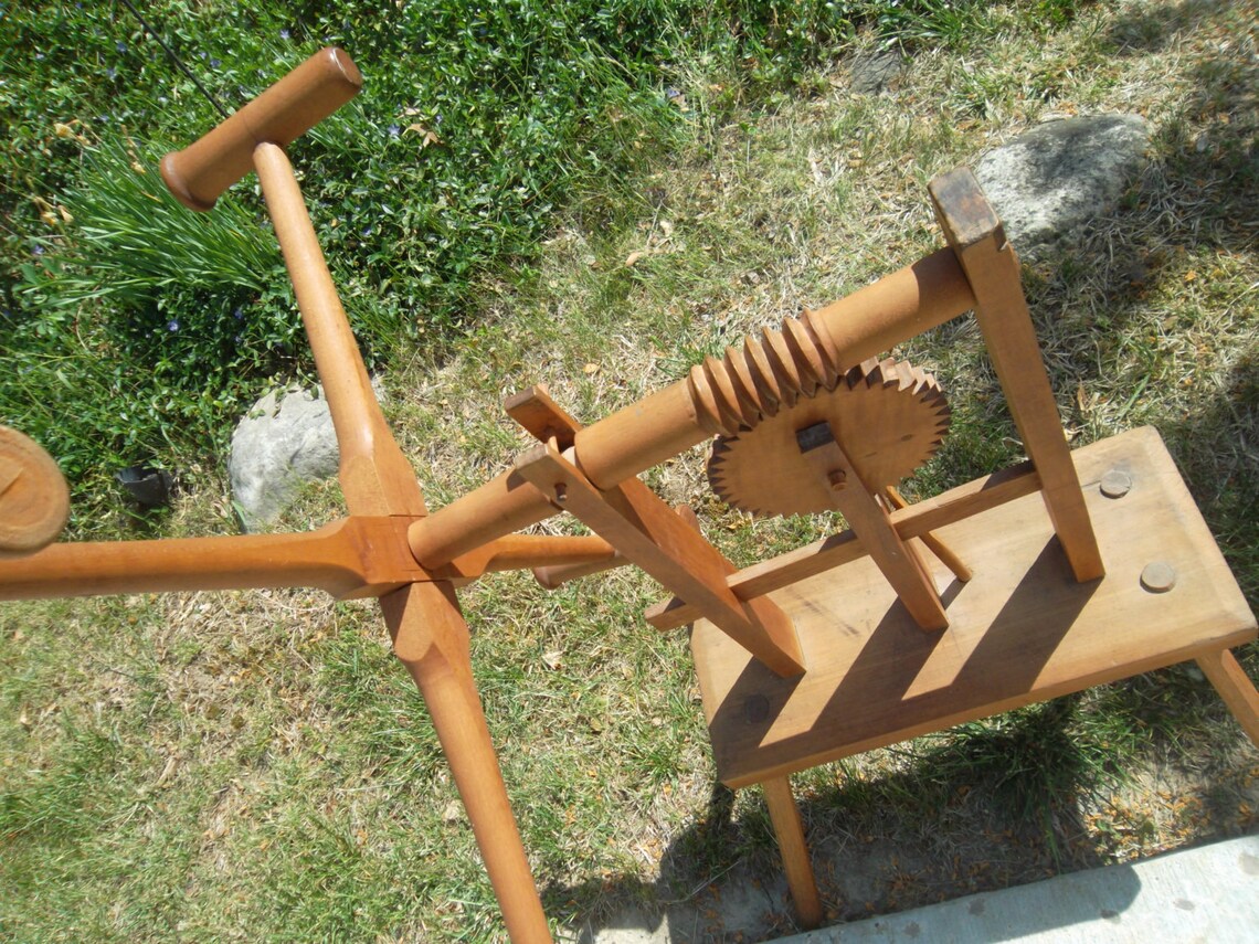 Antique Yarn Winding Wheel Spinning Weasel 1800s Etsy