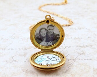 Personalized Locket Necklace with Map, Globe Locket, Map Jewelry, Planet Earth Necklace, Locket with Photos, Travel Necklace, Photo Locket