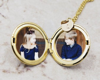 Personalized Locket with Photos, Gold Flower Necklace, Mother's Day Gift, Initial Necklace, Custom Photo Jewelry