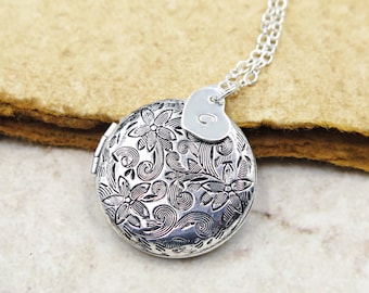 Silver Round Locket Necklace, Mothers Day Gift, Heart Locket, Initial Necklace, Locket with Photos, Sterling Silver, Personalized Photo Gift