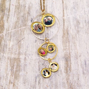 Customized 6 Photo Locket Necklace, Circle Necklace, Family Photo Jewelry, Personalized Six Photo Locket, Grandmother Gift, Modern Necklace