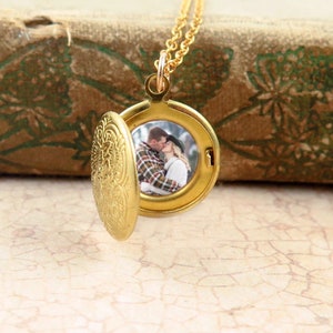 Tiny Locket Necklace, 14k Gold Chain, Locket with Photos, Photo Locket, Personalized Photo Gift, Birthday Gift for Teen, Small Locket