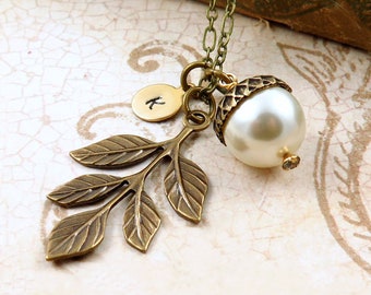 Personalized Acorn Necklace with Leaf, Autumn Jewelry, Swarovski Pearl Pendant, Letter Jewelry