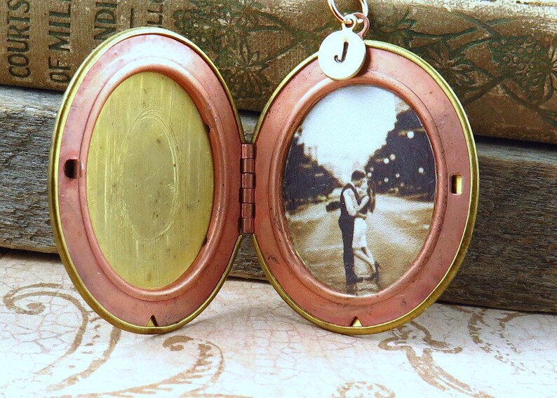 Gold Vintage Locket, Personalized Necklace with Photos, Antiqued Gold Oval Locket, Anniversary Photo Gift, Jewelry Gift Photos image 5