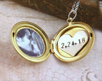 Antique Gold Locket Necklace, Date Necklace Personalized, Custom Photo Locket Necklace, Floral Jewelry, Boy to Mom Gift