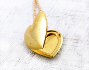 Heart Necklace, Gold Heart Locket, Locket with Photo Option, Gift for Teen with Pictures, Small Heart Pendant