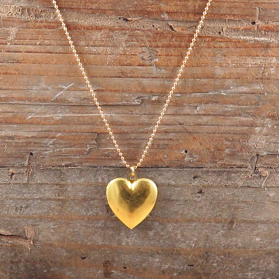 Gold Heart Locket Necklace Photo Locket Classic Heart Pendant Personalized Jewelry Heart Necklace Heart Jewelry Etsy