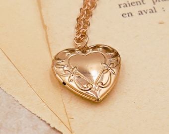 Art Deco Rose Gold Heart Medaillon, Hartketting met foto's, Verjaardagsketting, Gepersonaliseerd cadeau voor meisje