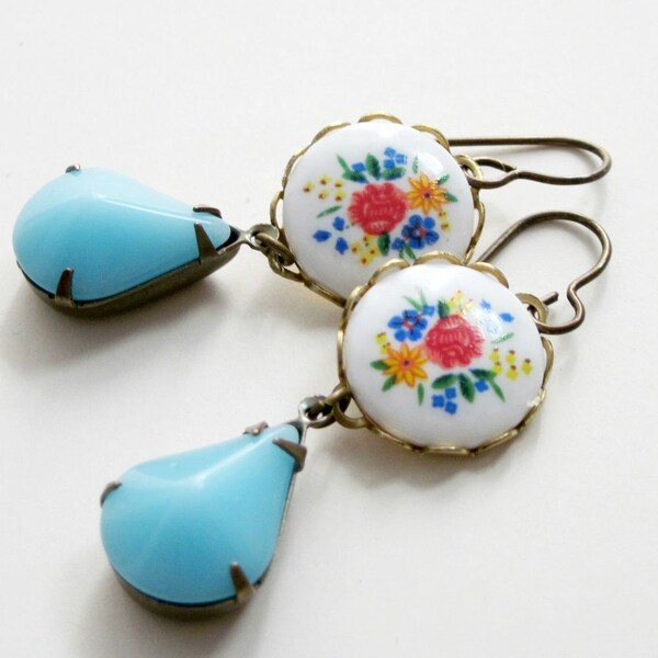 Cameo Earrings Vintage Floral Cameos Glass Turquoise Jewels Romantic - Printemps