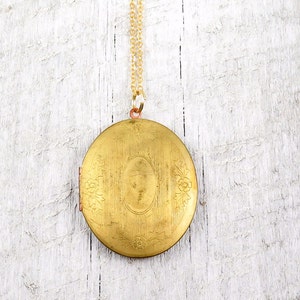 Gold Vintage Locket, Personalized Necklace with Photos, Antiqued Gold Oval Locket, Anniversary Photo Gift, Jewelry Gift Photos image 6