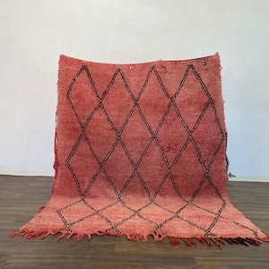 Shaggy Pink Moroccan Rug, Authentic Beni Ourain Style, Geometric Diamond Pattern Wool Carpet, Bohemian Bedroom Decor