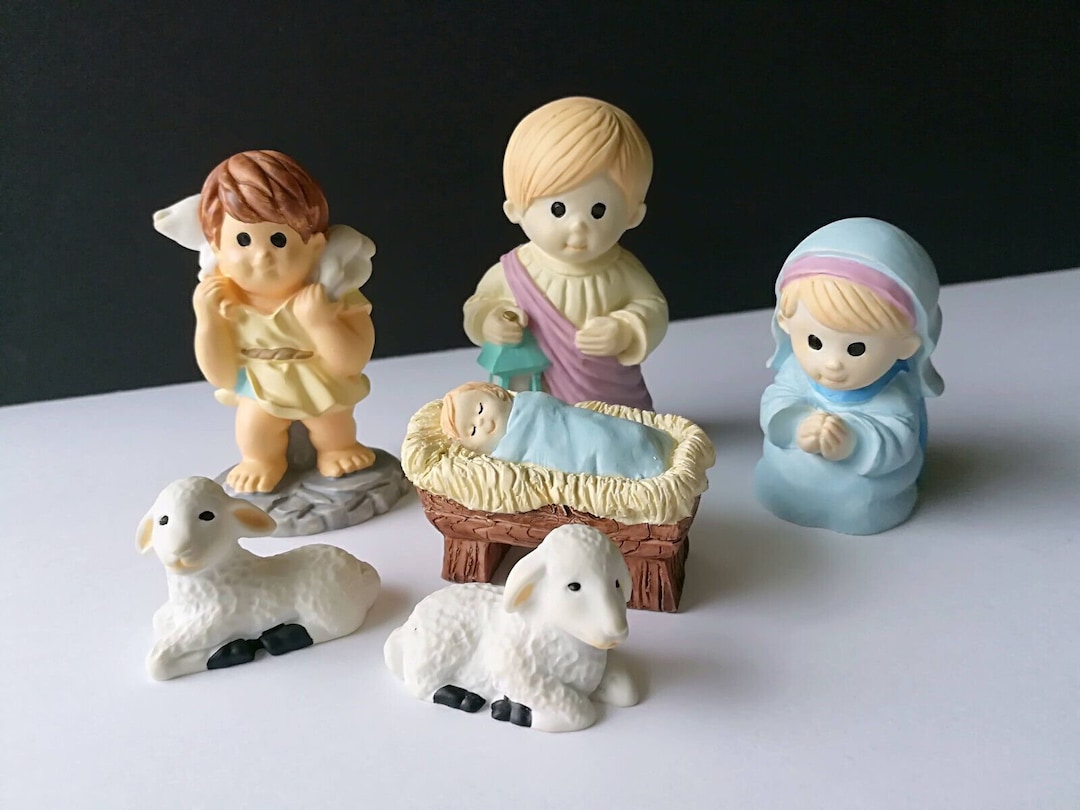 Vintage 1989 Tiara Ceramic Baby Jesus Nativity Manger Set Etsy