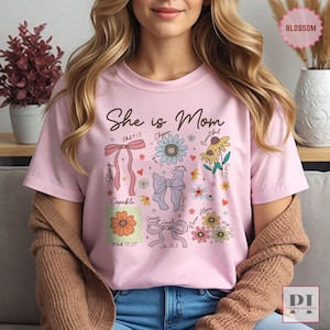 Koszulka „She is Mom Comfort Colors”: Christian Floral Coquette Tee